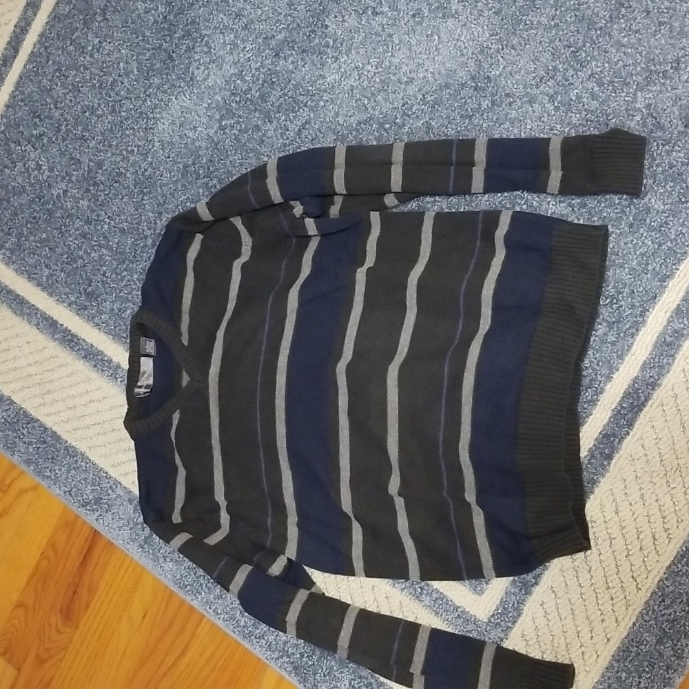 Mens sweater